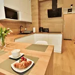 Apartament Onholiday Ulica Generala Maczka *