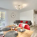 Onholiday Ulica Generala Maczka Apartament *